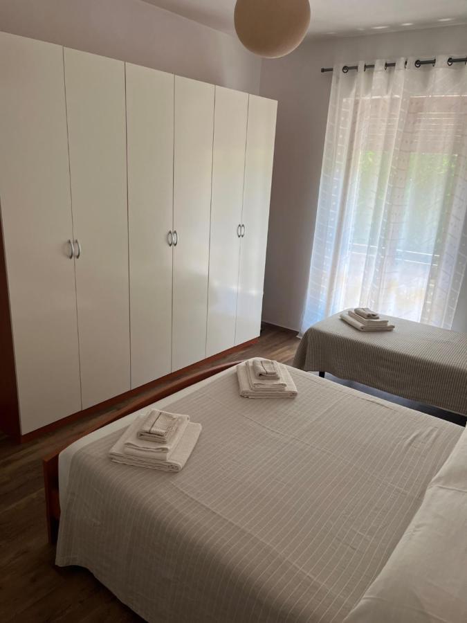Appartamento Mela Ad Alba, Cuore Delle Langhe Dış mekan fotoğraf